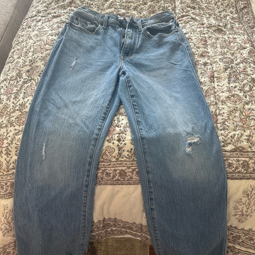 Stylish Blue Women's Relaxed Jeans